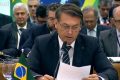 Bolsonaro divulgherà una lista dei Paesi che acquistano illegalmente legname dell'Amazzonia