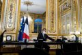 La crociata di Macron inizia dai media americani