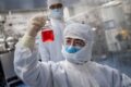 I medici di Pechino rifiutano il vaccino